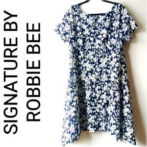 SIGNATURE BY ROBBIE BEE LACE DRESS - BLUE & WHITE